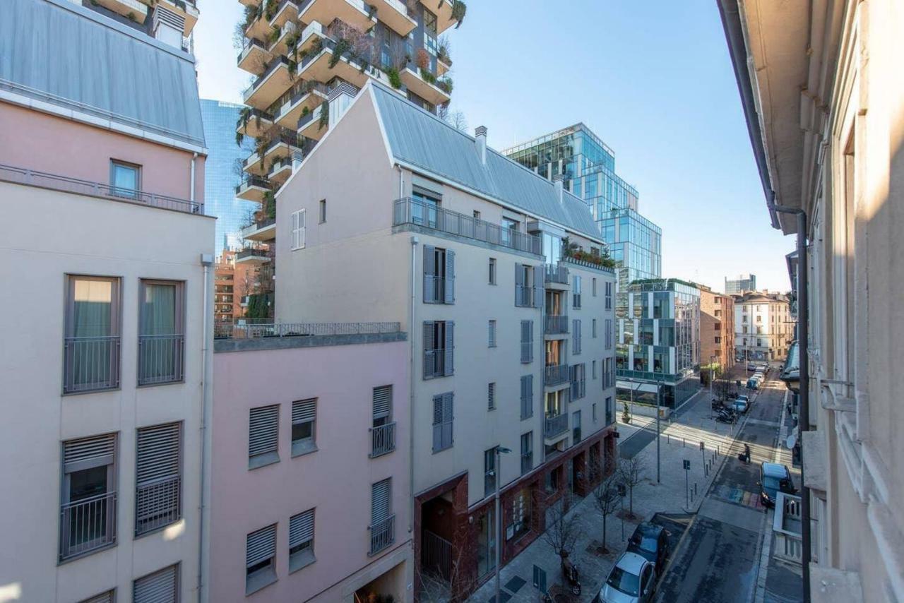 Joivy 1Br Apt In Isola With Stunning View To Bosco Verticale Milano Exteriör bild