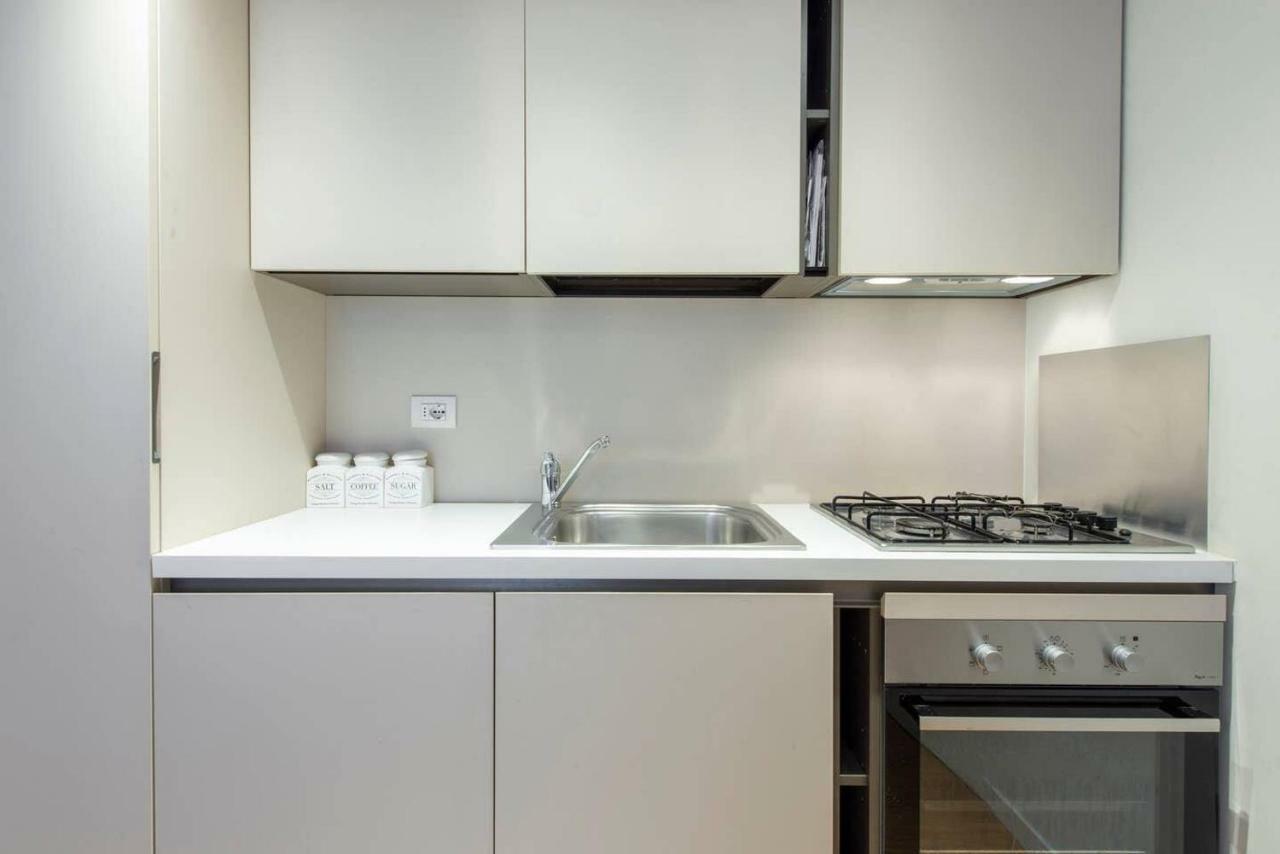 Joivy 1Br Apt In Isola With Stunning View To Bosco Verticale Milano Exteriör bild